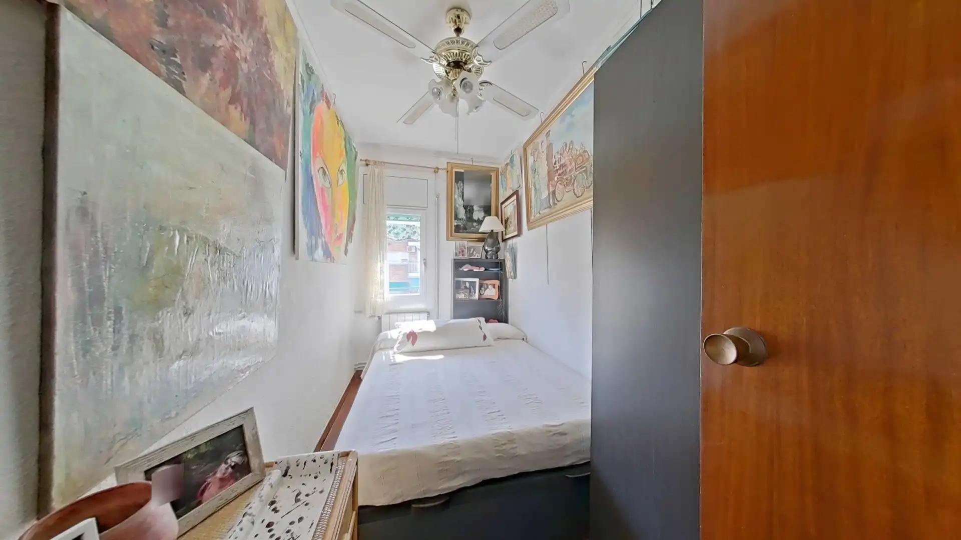 Habitación de Ático en venta en Barcelona con Aire acondicionado y Amueblado