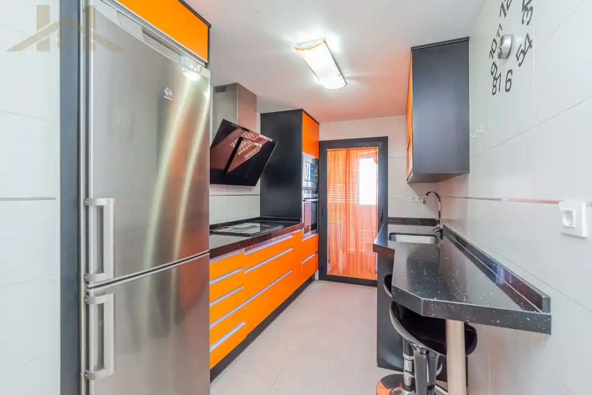 Flat for sale in Calle del Planeta Venus, Parla Este
