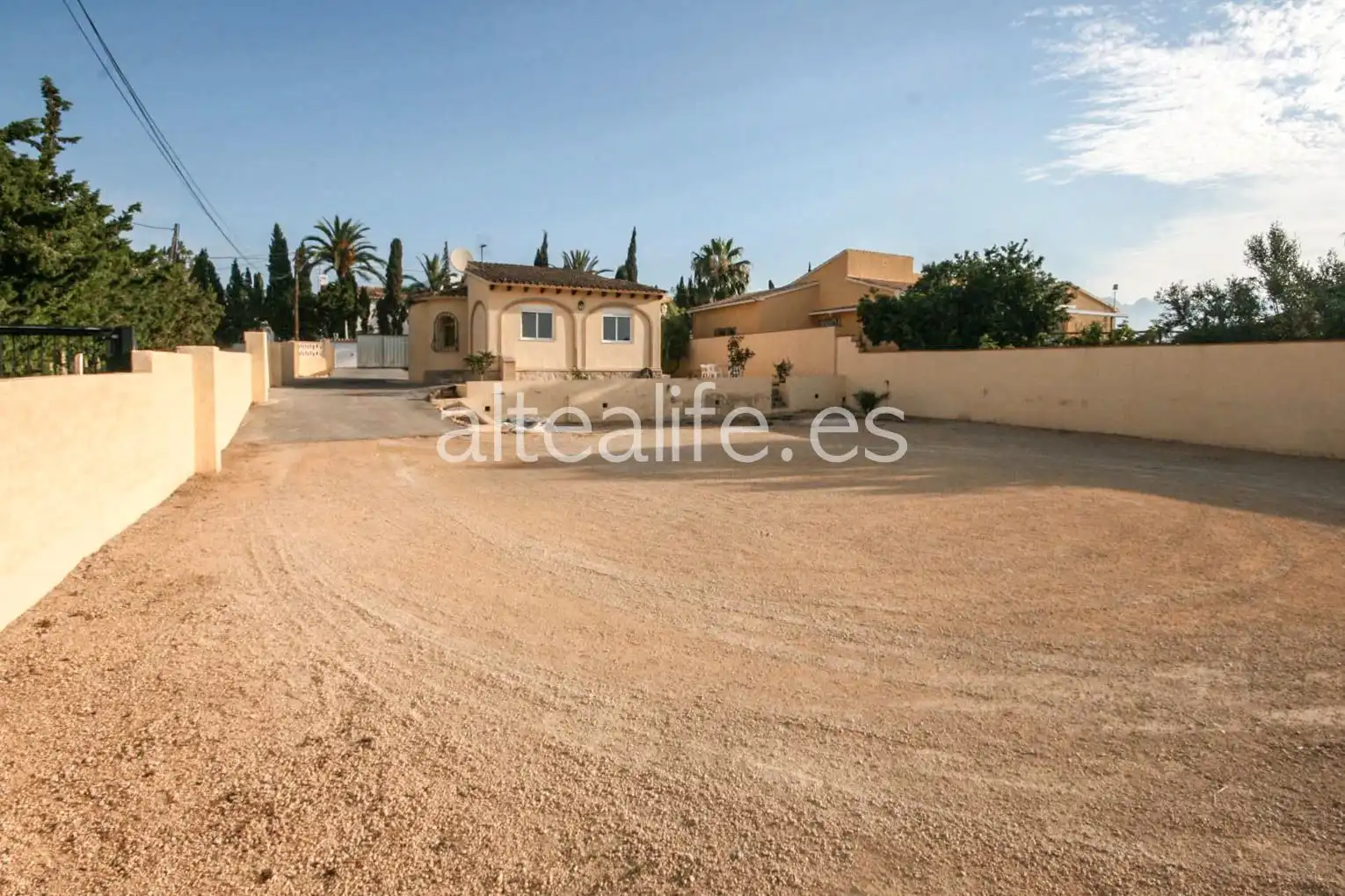 Außenansicht von Haus oder Chalet zum Verkauf in Altea mit Klimaanlage, Privatgarten und Terrasse