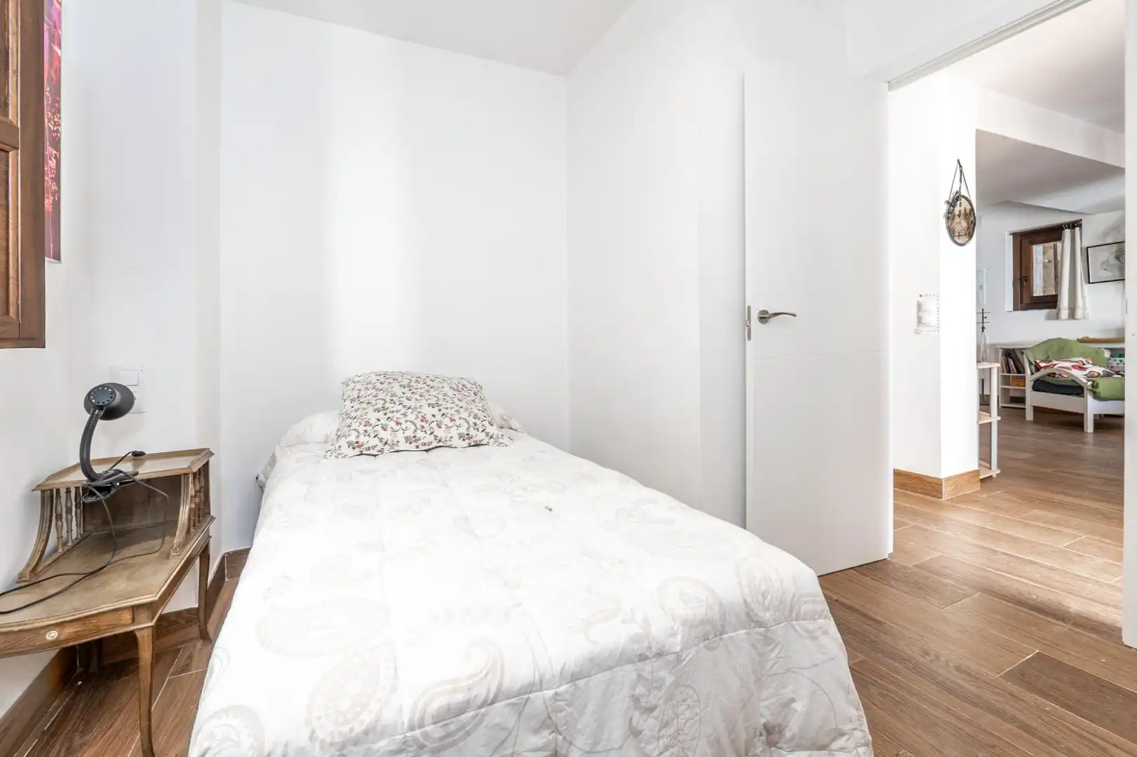 Bedroom of Houses for sale in Granada  with Air Conditioner, Terrace and Furnished