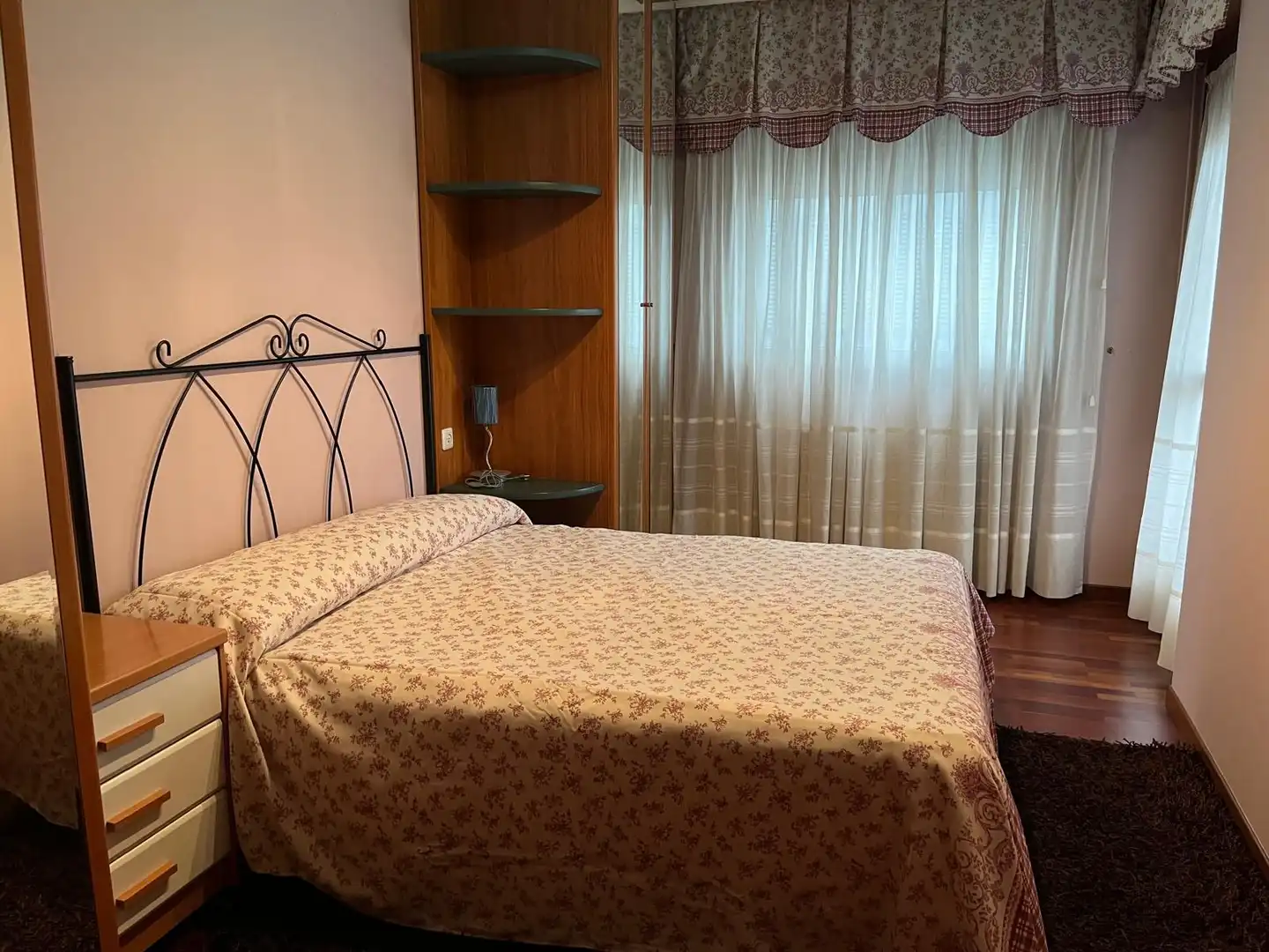 Bedroom of Flat for rent in Ourense Capital   with Heating, Furnished and Oven