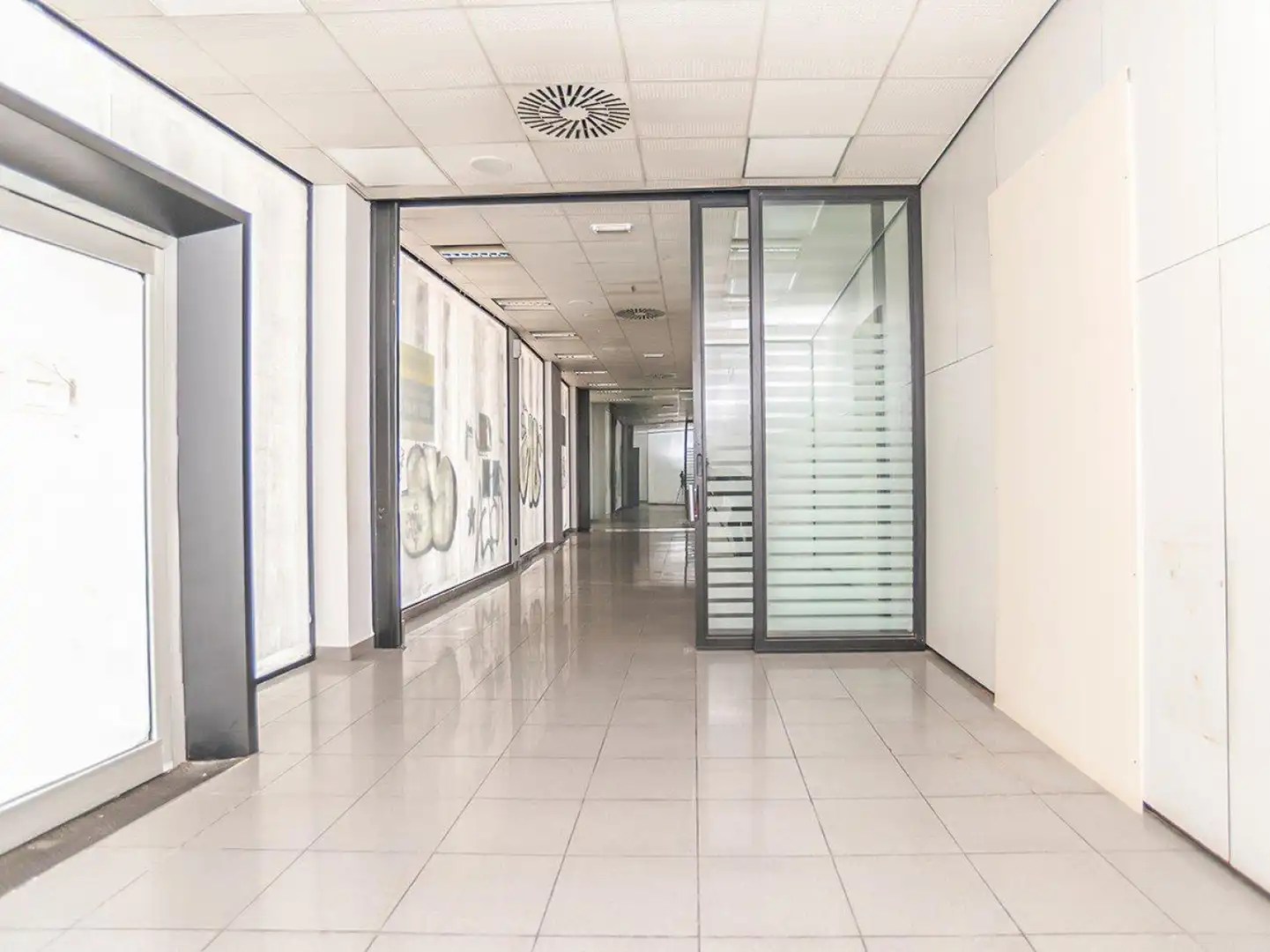 Local comercial en venda a Tarragona - Calle Blanca d Anjou, imagen 9