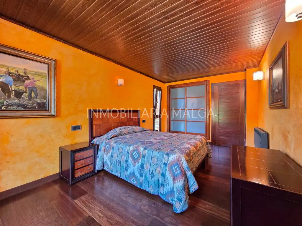 Bedroom of Houses for sale in Colunga  with Heating, Private garden and Parquet flooring