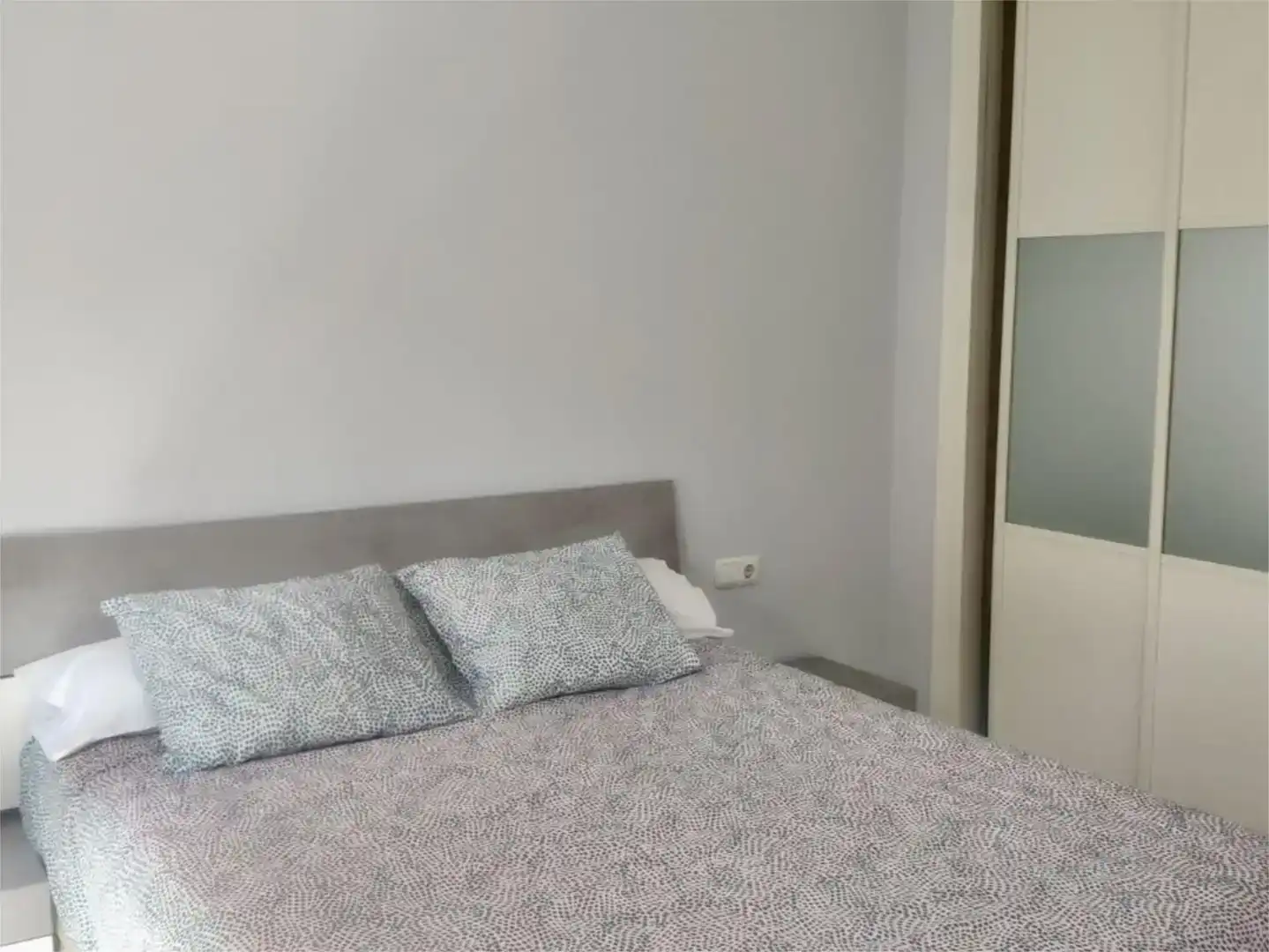 Schlafzimmer von Wohnung zur Miete in Zarautz mit Privatgarten, Parkett und Schwimmbad