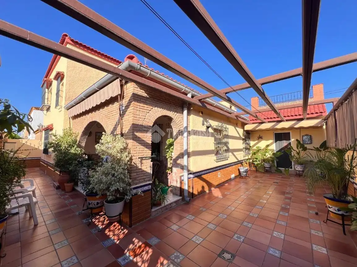 Casa amb terrassa en venda a Arco Norte - Avda España, imagen 5