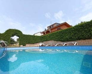 Swimming pool of House or chalet for sale in Vilagarcía de Arousa  with Terrace, Swimming Pool and Balcony