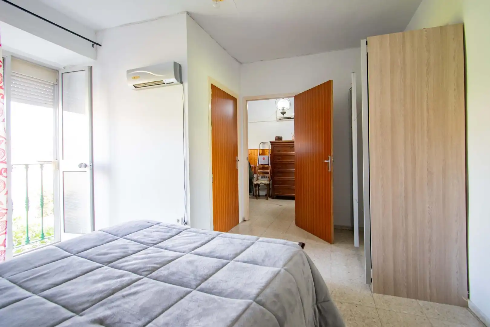 Habitación de Residencial en venta en Dos Hermanas