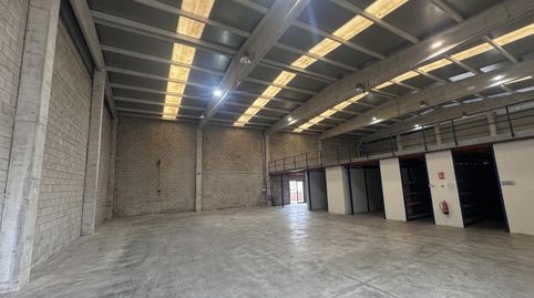 Foto 2 von Fabrikhallen zum Verkauf in O Milladoiro, Ames
