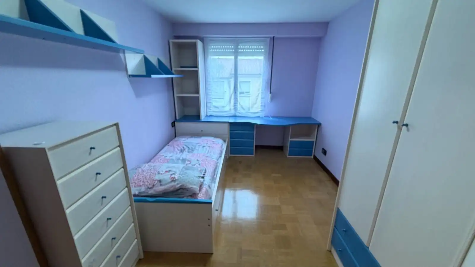 Habitación de Piso en venta en Vitoria - Gasteiz con Calefacción, Terraza y Trastero