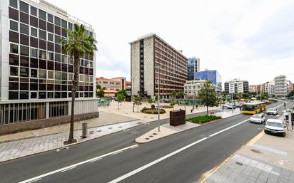 Vista exterior de Pis en venda en Las Palmas de Gran Canaria amb Terrassa