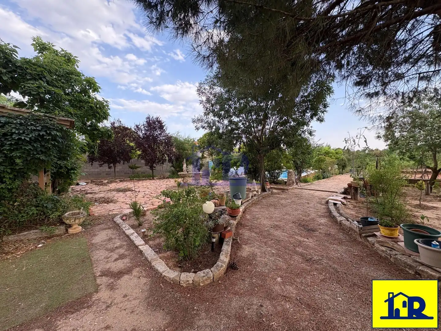 Garden of Houses for sale in Chillarón de Cuenca  with Heating, Terrace and Storage room