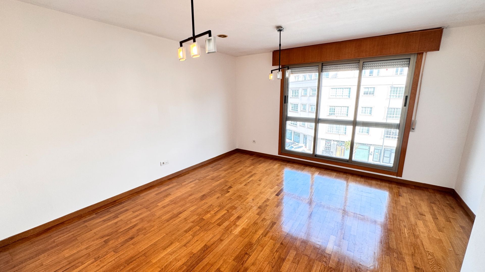 Dormitori de Pis en venda en Arteixo amb Calefacció, Parquet i Traster