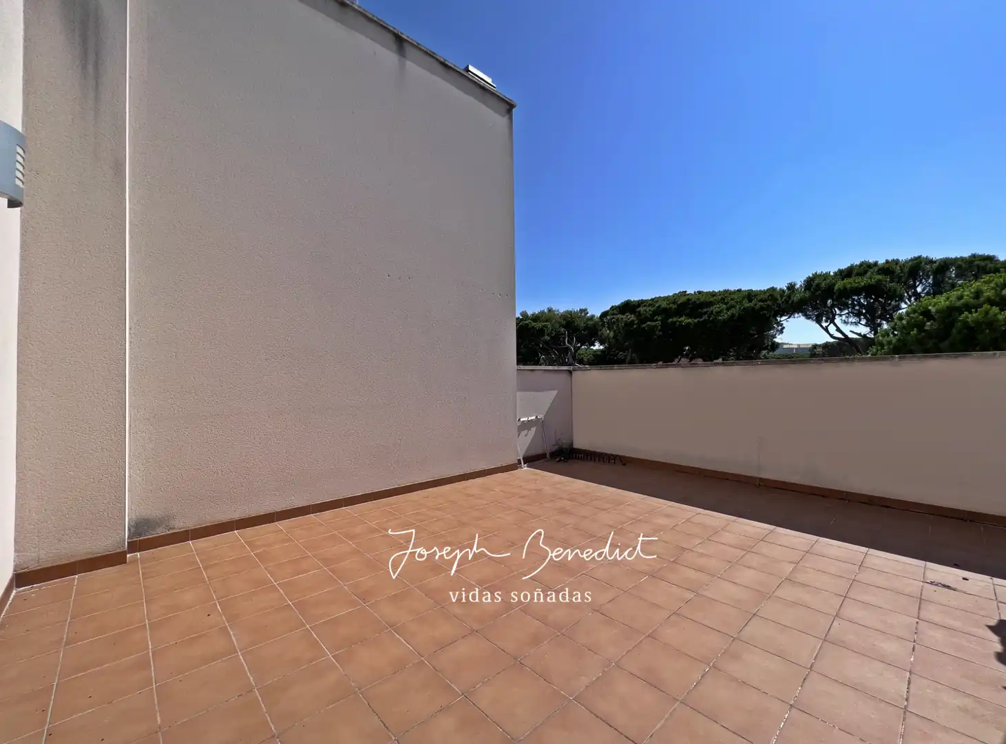 Terrassa de Casa adosada en venda en Castelldefels amb Aire condicionat, Calefacció i Jardí privat
