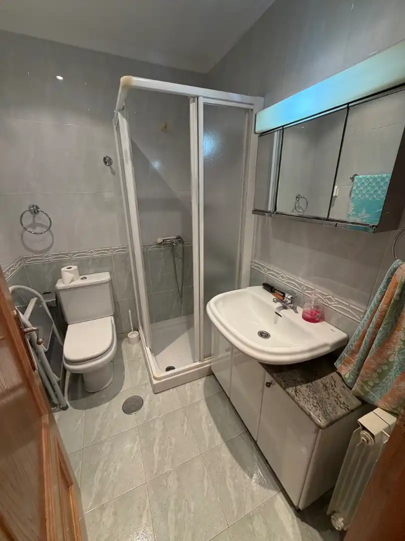 Appartement avec ascenseur à louer à As Lagoas, imagen 9