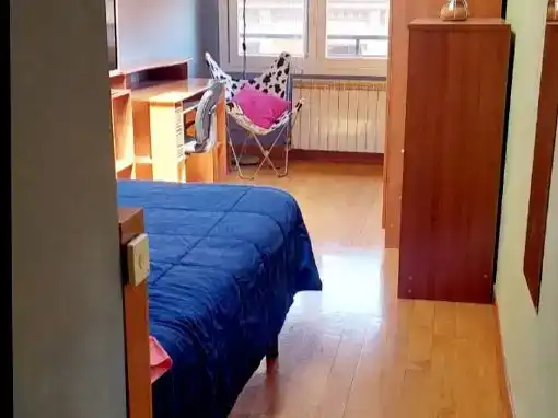 Habitación de Dúplex en venta en Casco Antiguo 