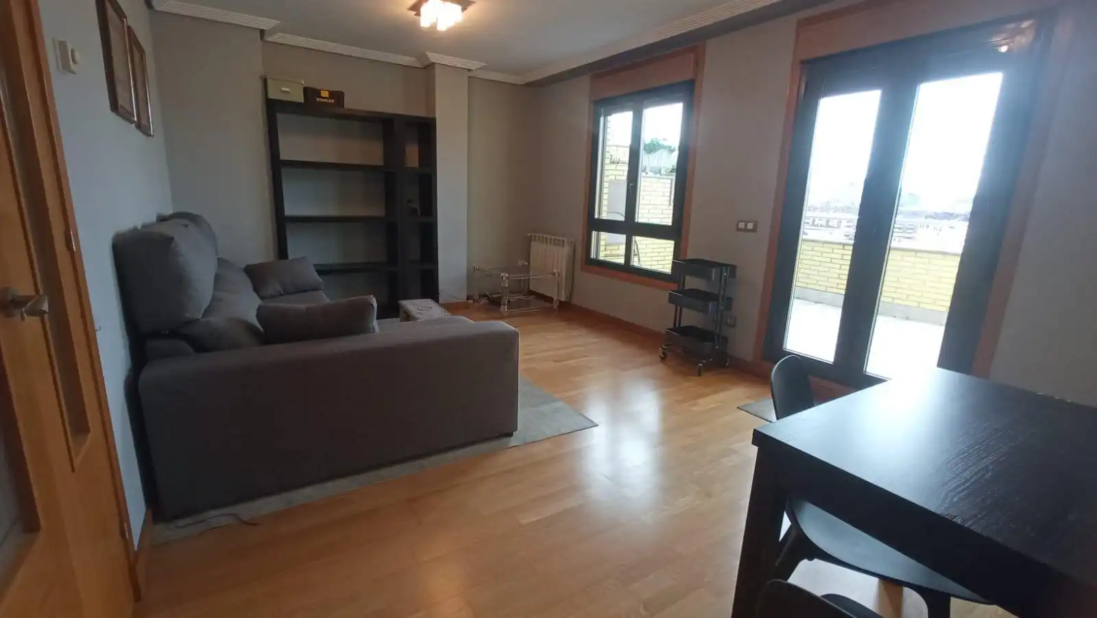 Sala de estar de Ático de alquiler en Oviedo  con Calefacción, Terraza y Trastero