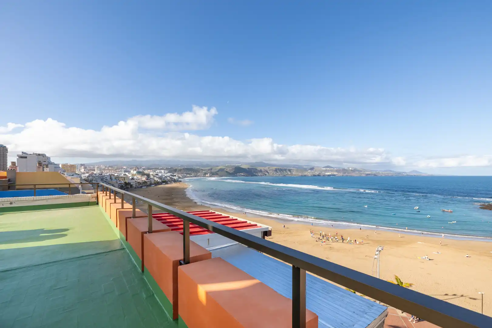 Schlafzimmer von Dachboden zum Verkauf in Las Palmas de Gran Canaria mit Klimaanlage, Terrasse und Möbliert