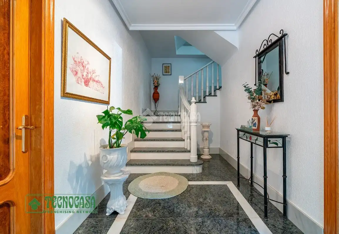 Houses for sale in Las Norias