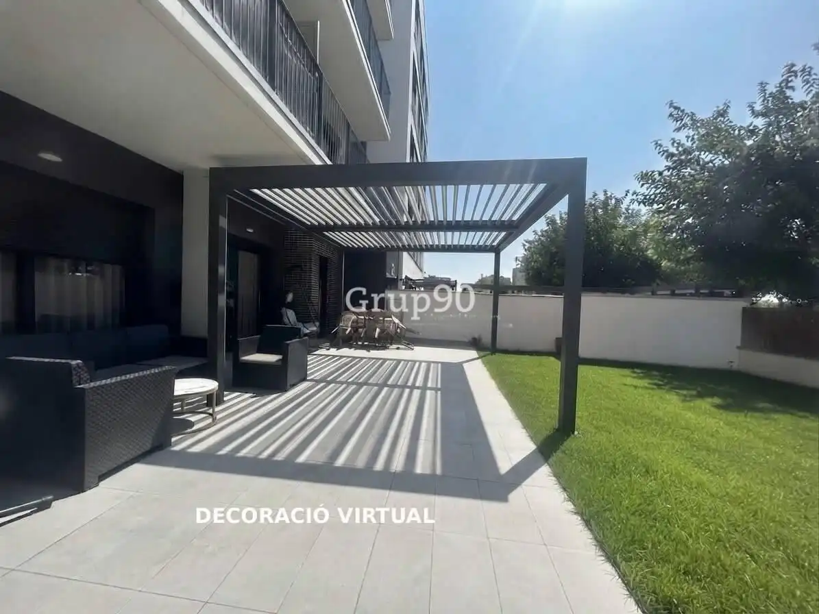 Terrassa de Planta baixa en venda en Lleida amb Calefacció, Jardí privat i Parquet