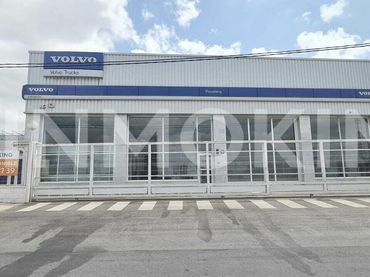 Nau industrial en venda a C. Aires Murcianos 10