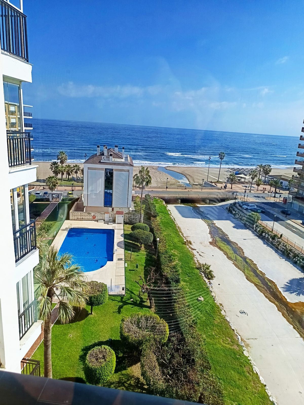 Exterior view of Apartment for sale in Fuengirola  with Air Conditioner, Heating and Terrace
