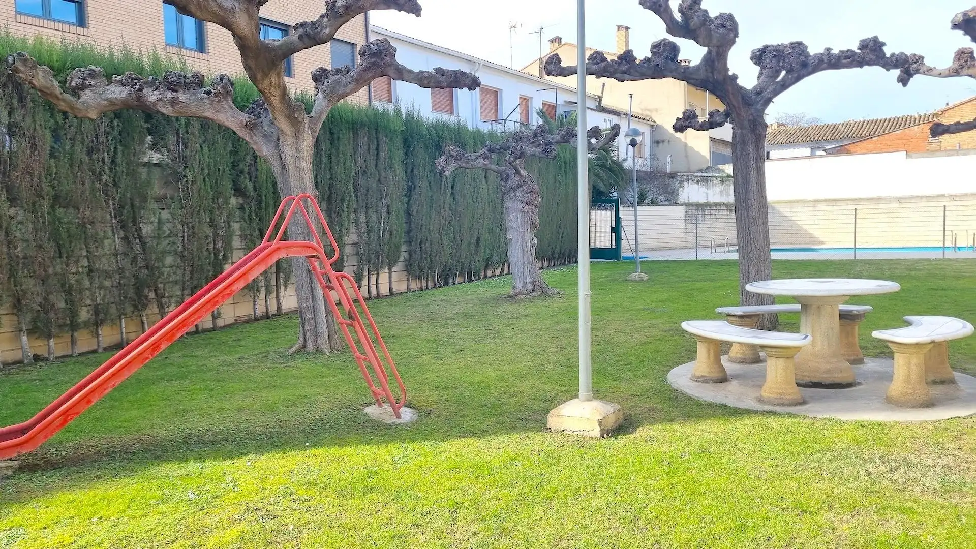 Garten von Einfamilien-Reihenhaus zum Verkauf in Villanueva de Gállego mit Terrasse