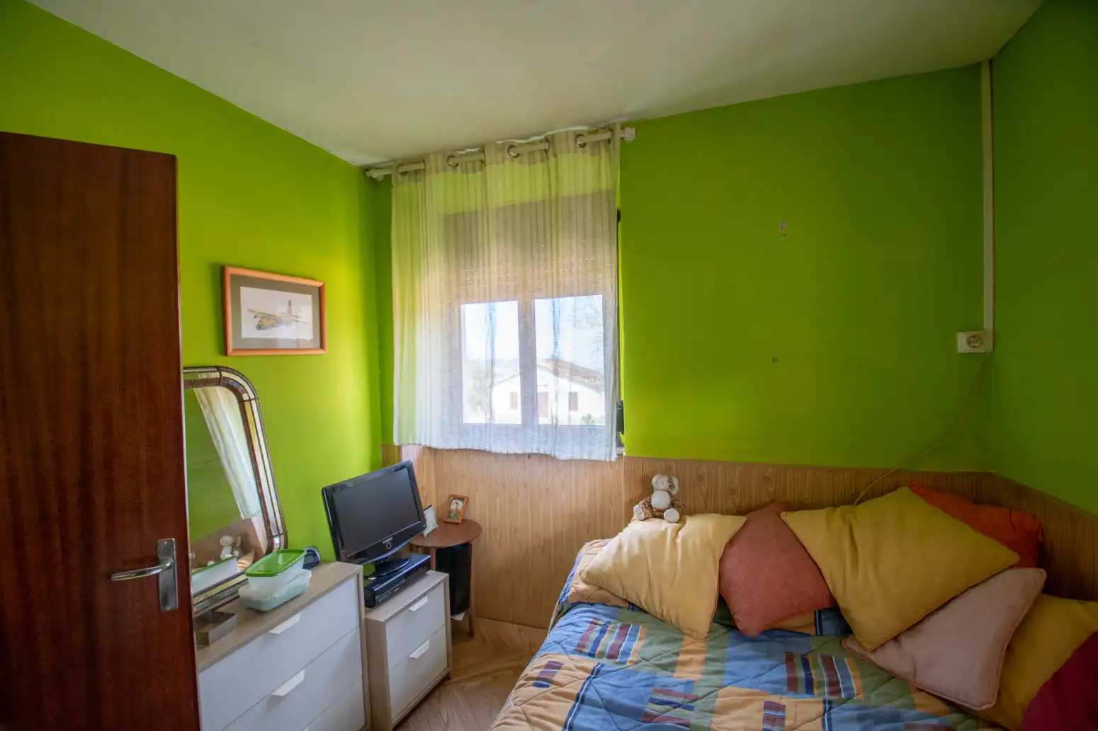 Habitación de Casa adosada en venta en Villaviciosa con Calefacción, Terraza y Trastero