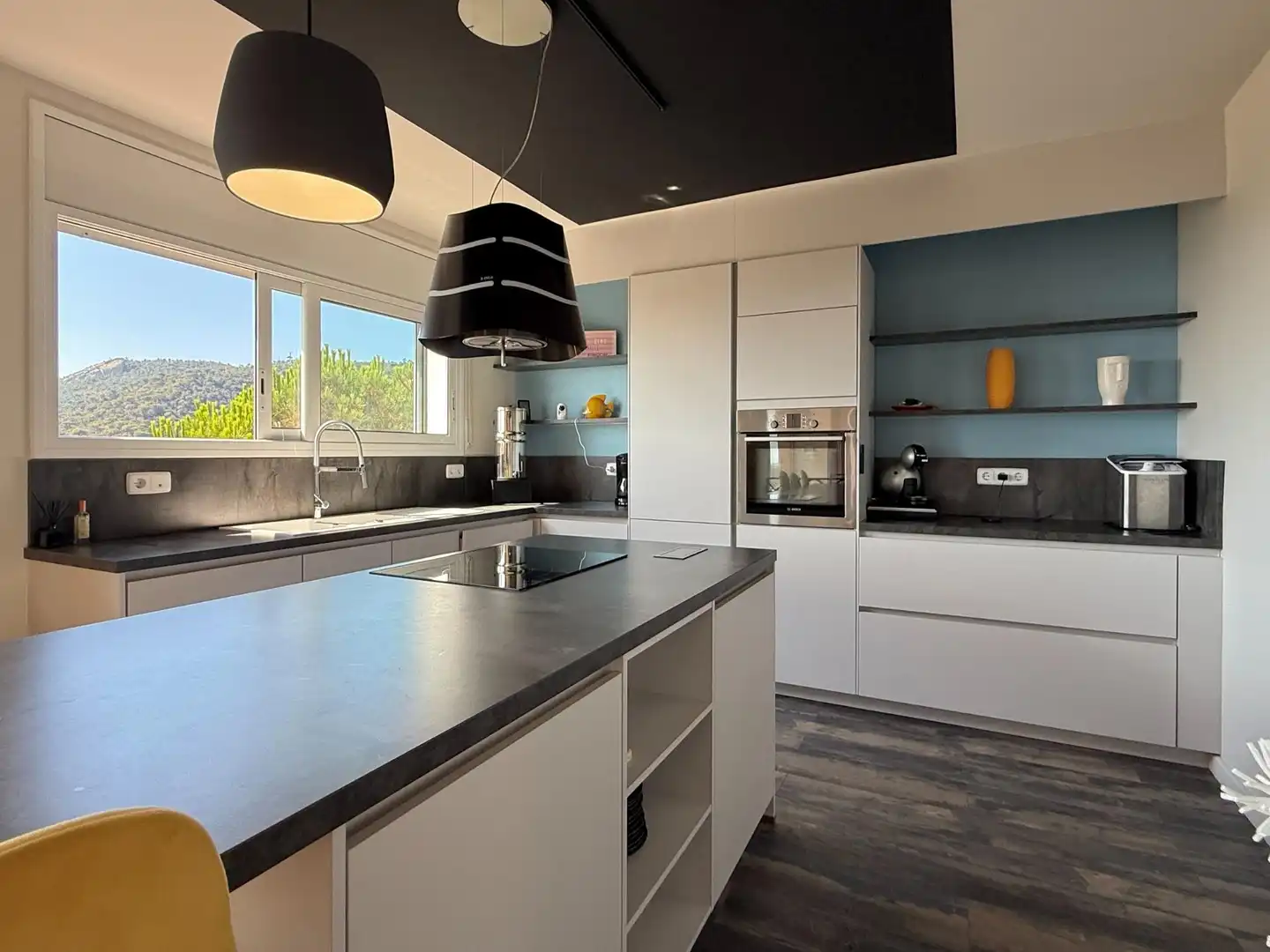 Küche von Haus oder Chalet zum Verkauf in Sant Feliu de Guíxols mit Heizung, Terrasse und Abstellraum