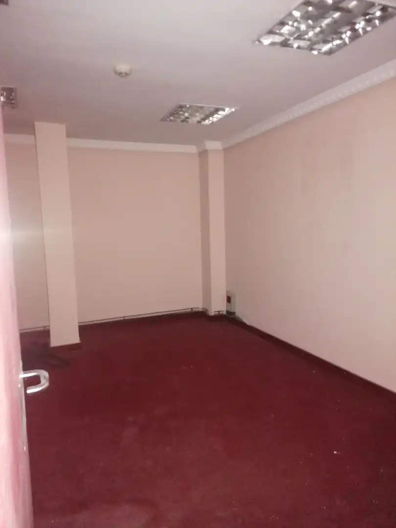 Office space with lift to rent in Calle de Alarcos, imagen 3