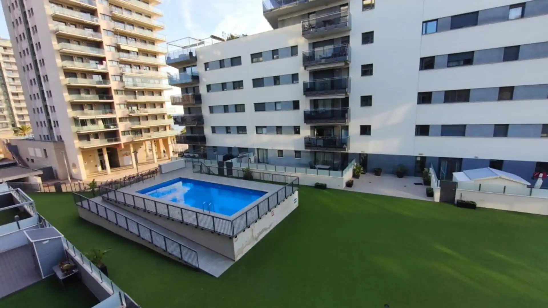 Swimming pool of Flat for sale in Badalona  with Air Conditioner, Parquet flooring and Balcony