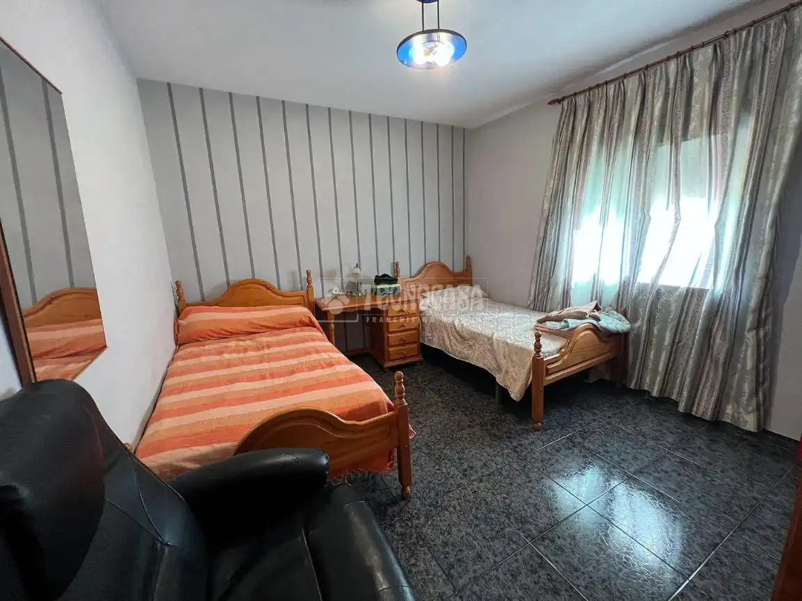 Bedroom of Houses for sale in Morelábor  with Balcony