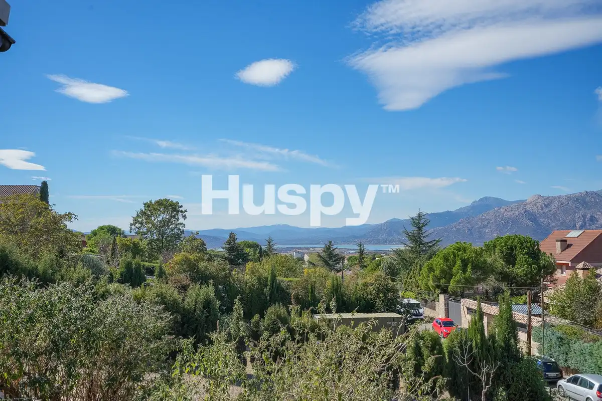 Villa mit Terrasse zum Verkauf in Calle Puenteareas