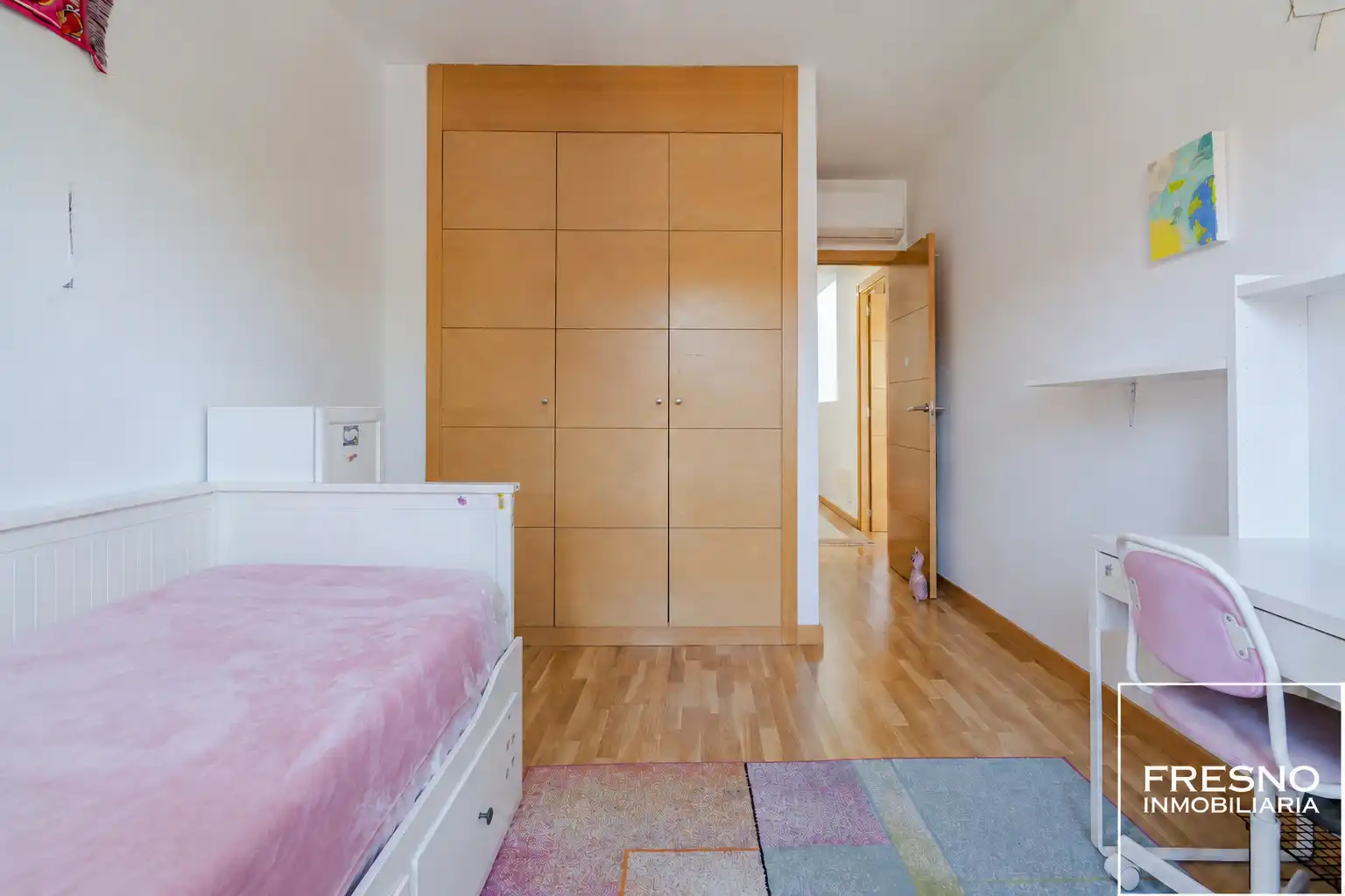 Habitación de Casa adosada en venta en Miramadrid