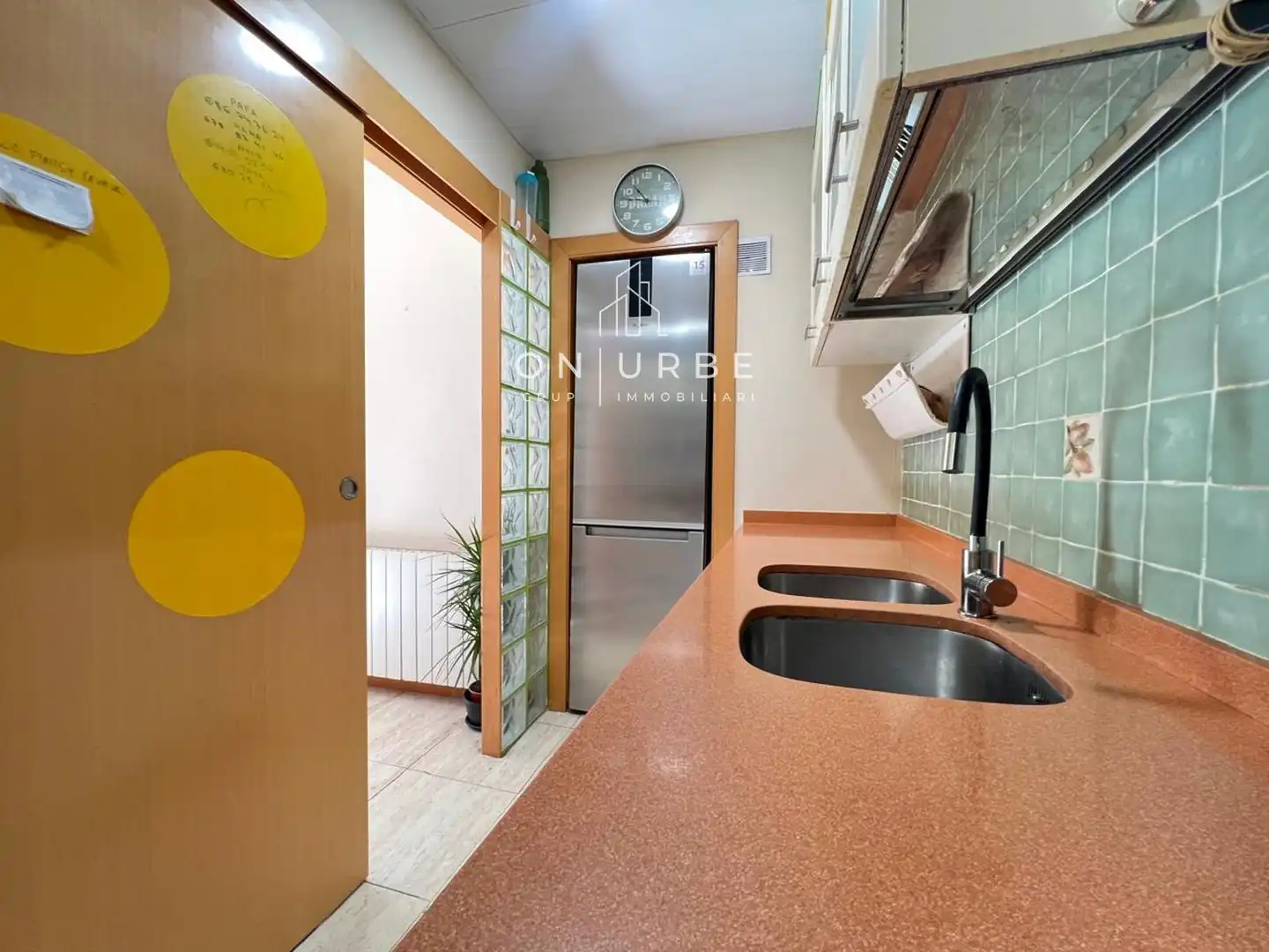 Kitchen of Flat for sale in Badalona  with Heating, Parquet flooring and Terrace