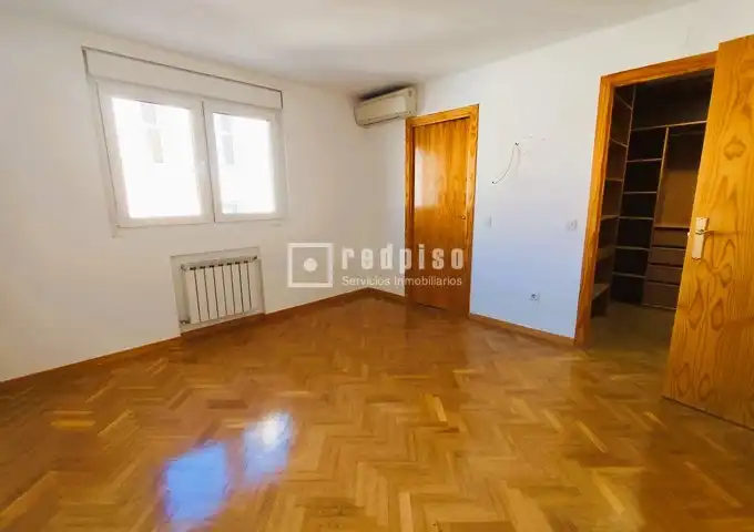 Bedroom of Houses for rent in Guadalajara  with Air Conditioner, Heating and Private garden