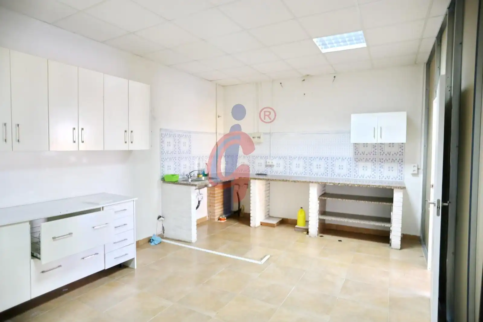 Kitchen of Commercial properties for sale in Guardamar del Segura