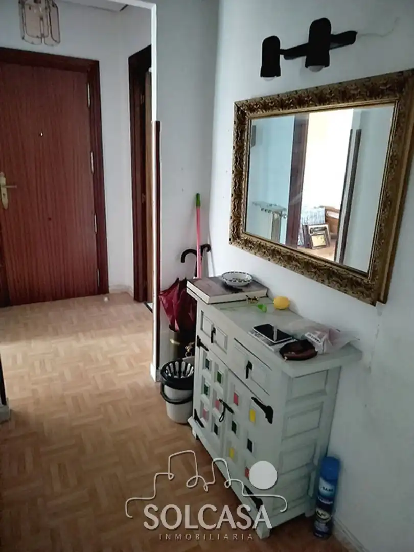 Wohnung zum Verkauf in Valladolid mit Heizung, Möbliert und Balkon