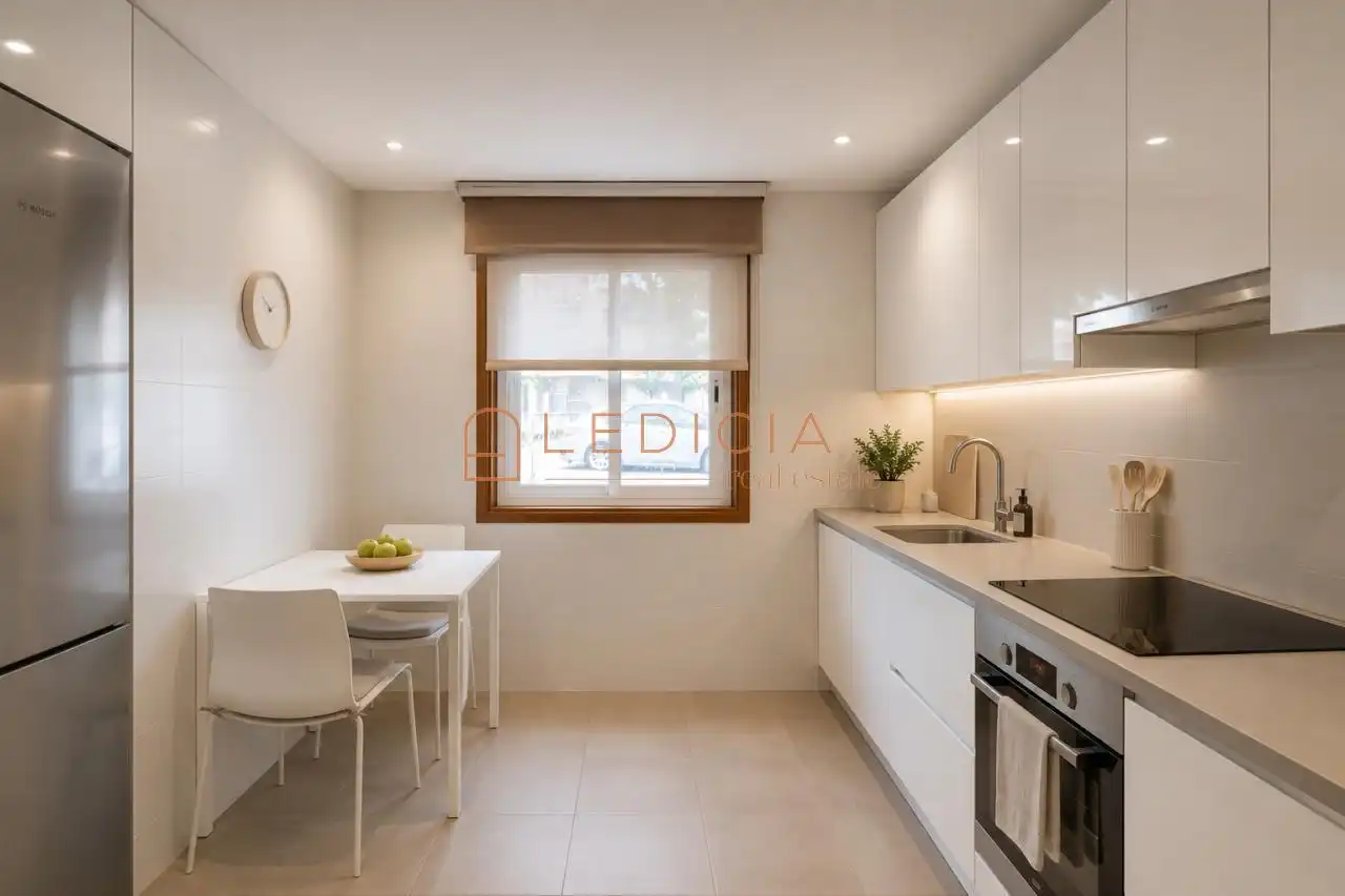 Kitchen of Houses for sale in Vigo   with Heating, Terrace and Storage room