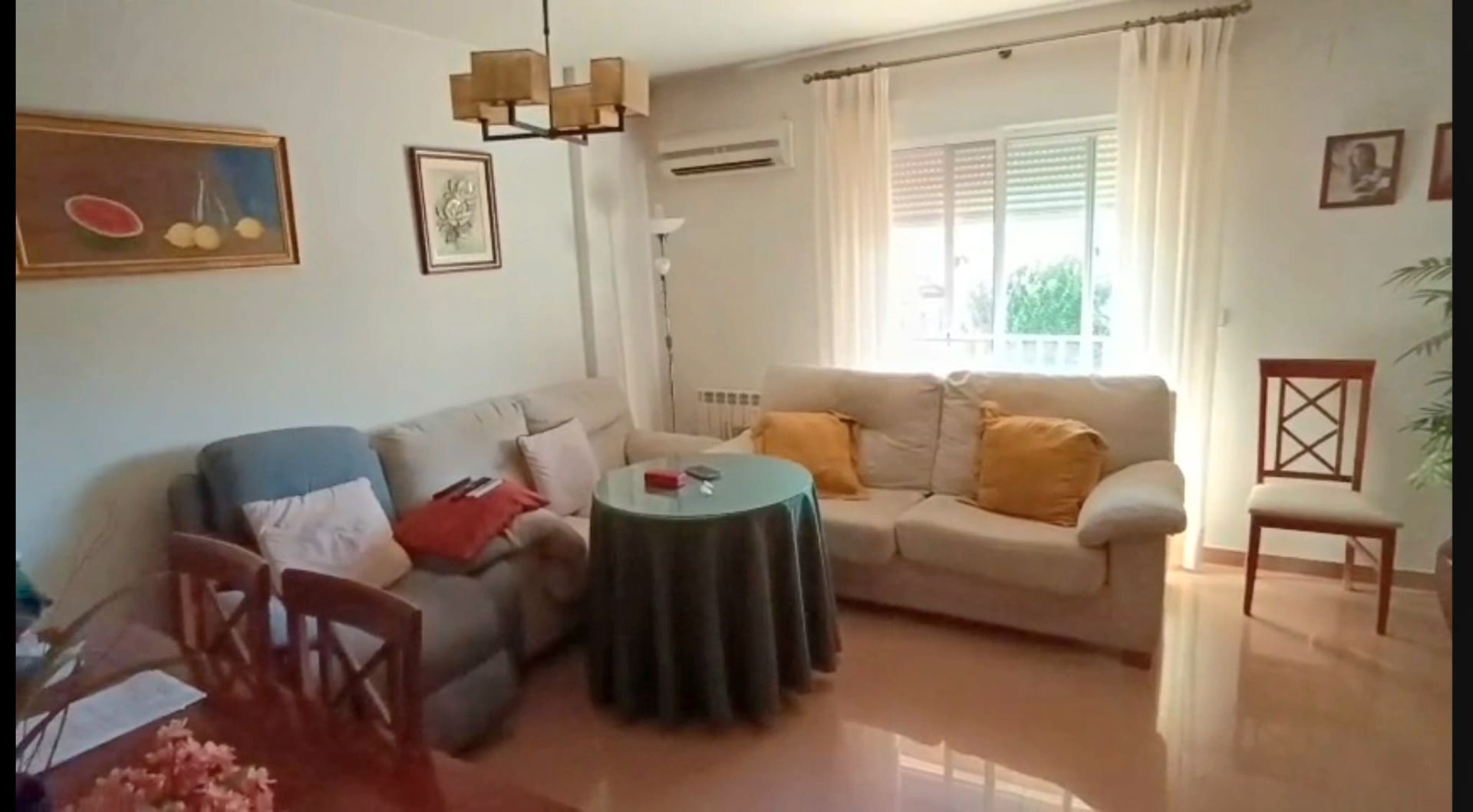 Living room of Flat for sale in Úbeda  with Air Conditioner, Heating and Terrace