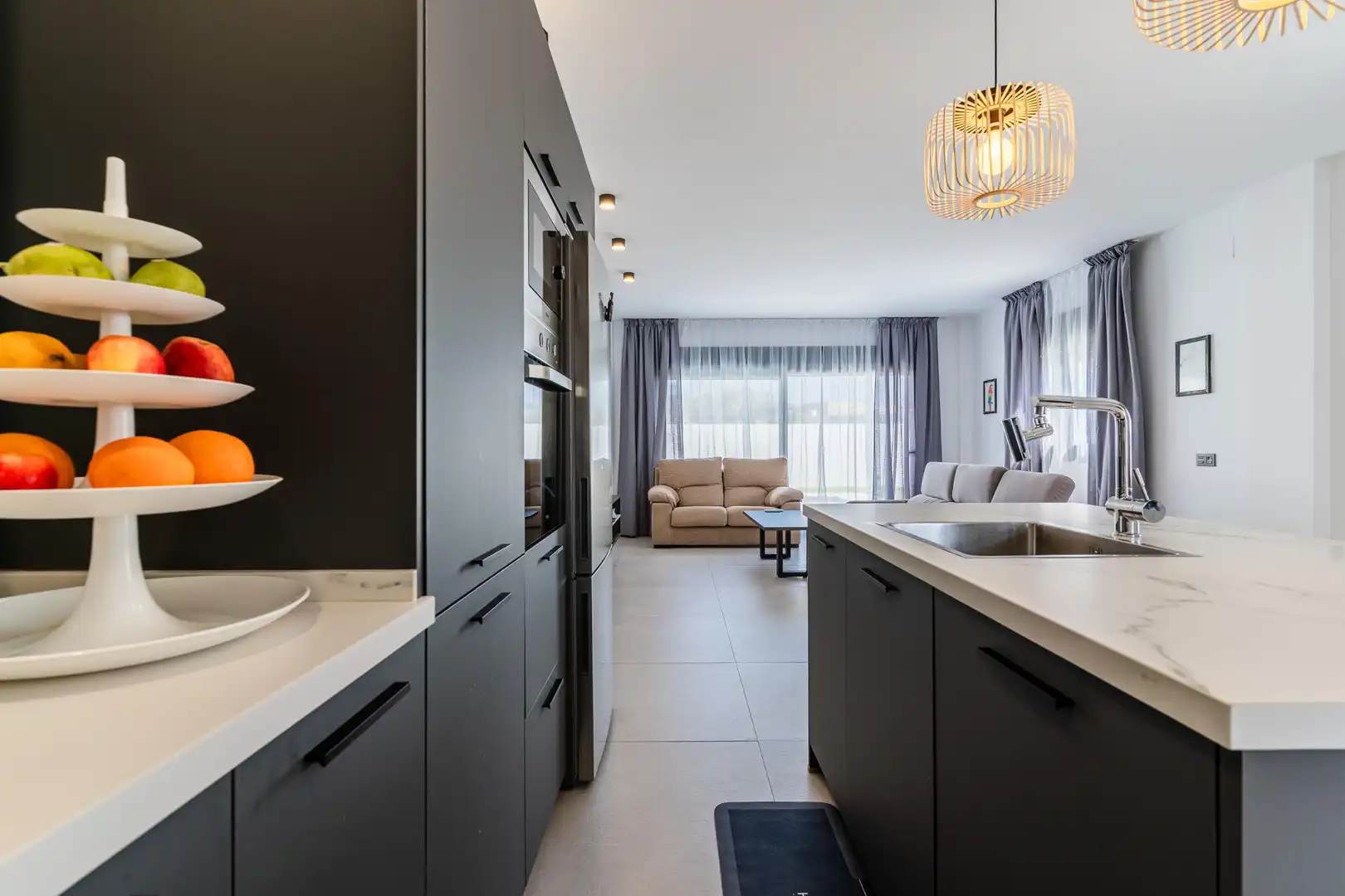 Cocina de Casa o chalet en venta en Chiclana de la Frontera con Jardín privado, Terraza y Piscina