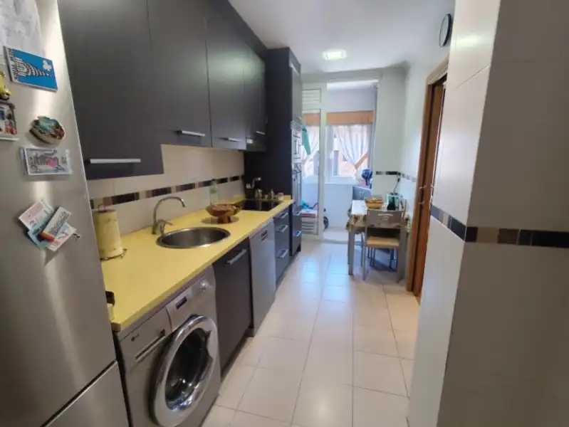 Cocina de Piso en venta en Pravia con Calefacción