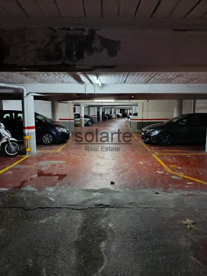 Parking à vendre à Carrer de Josep Sangenís, imagen 3