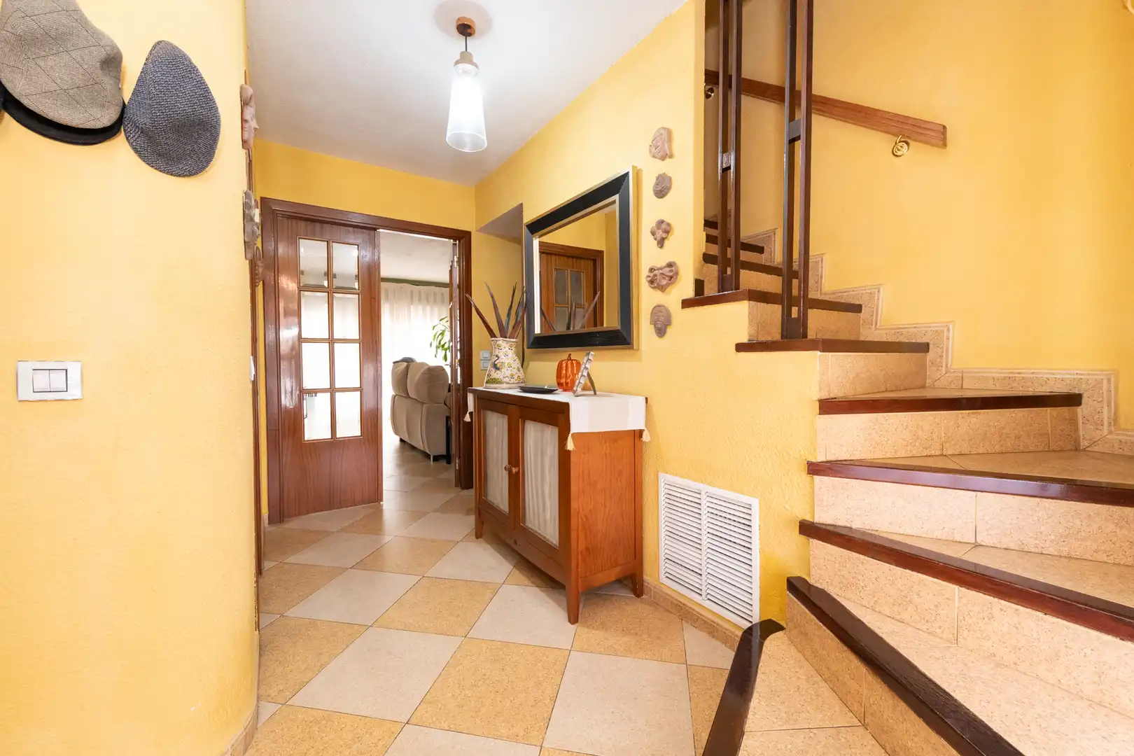Casa adosada en venda en Villaviciosa de Odón amb Aire condicionat, Jardí privat i Terrassa