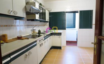 Kitchen of Flat for sale in Badajoz Capital  with Air Conditioner, Heating and Balcony