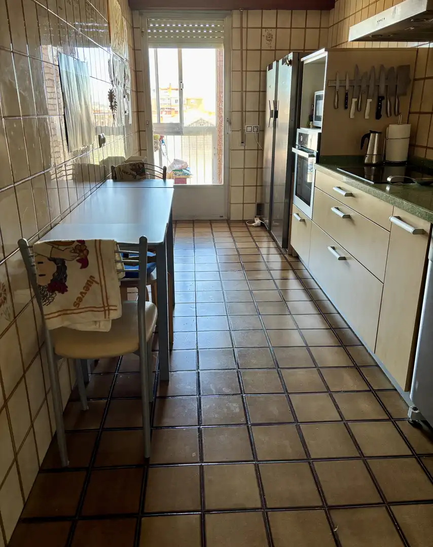 Kitchen of Flat for sale in Astorga  with Terrace and Balcony