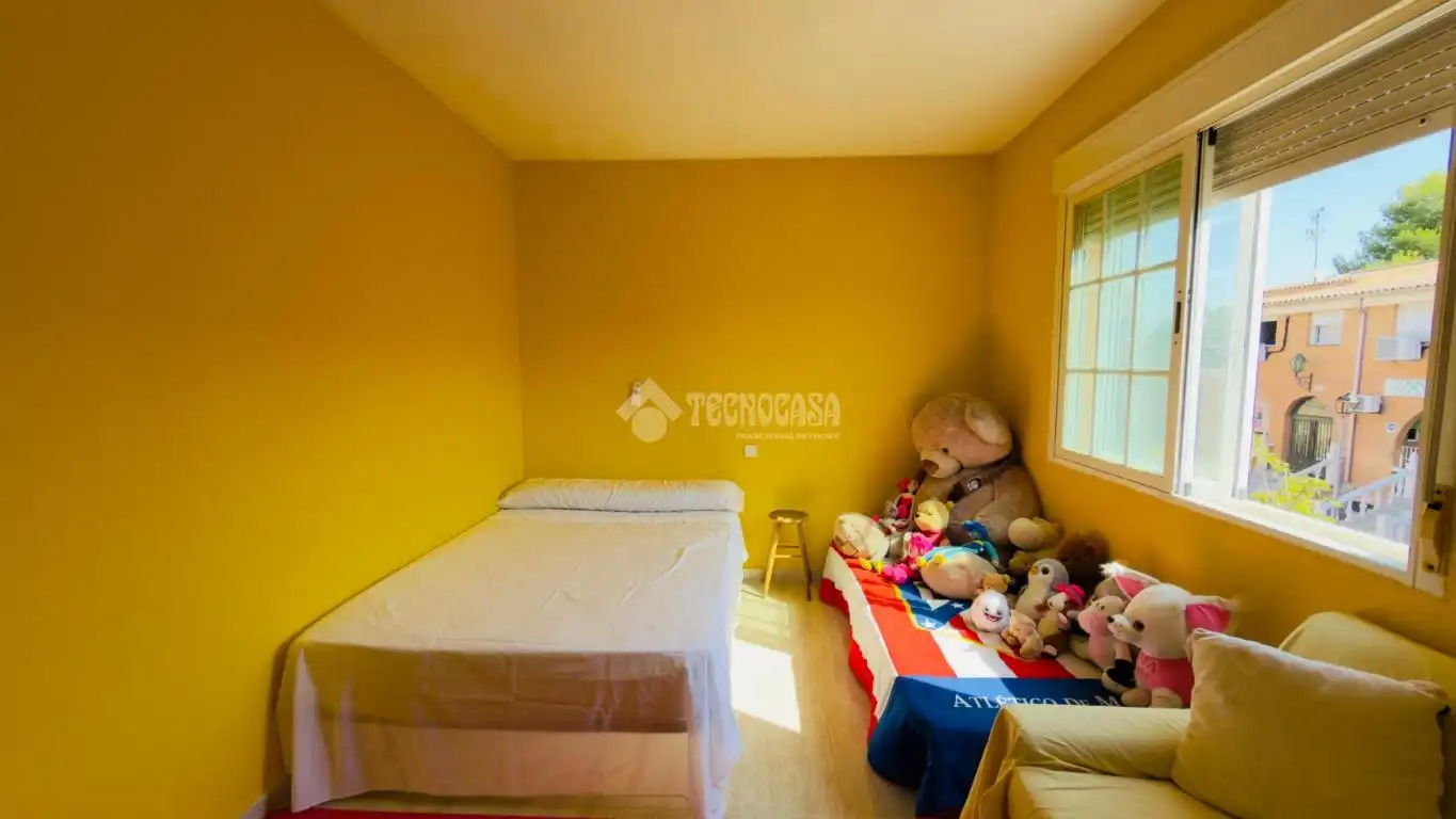 Bedroom of Detached homes for sale in Seseña  with Balcony