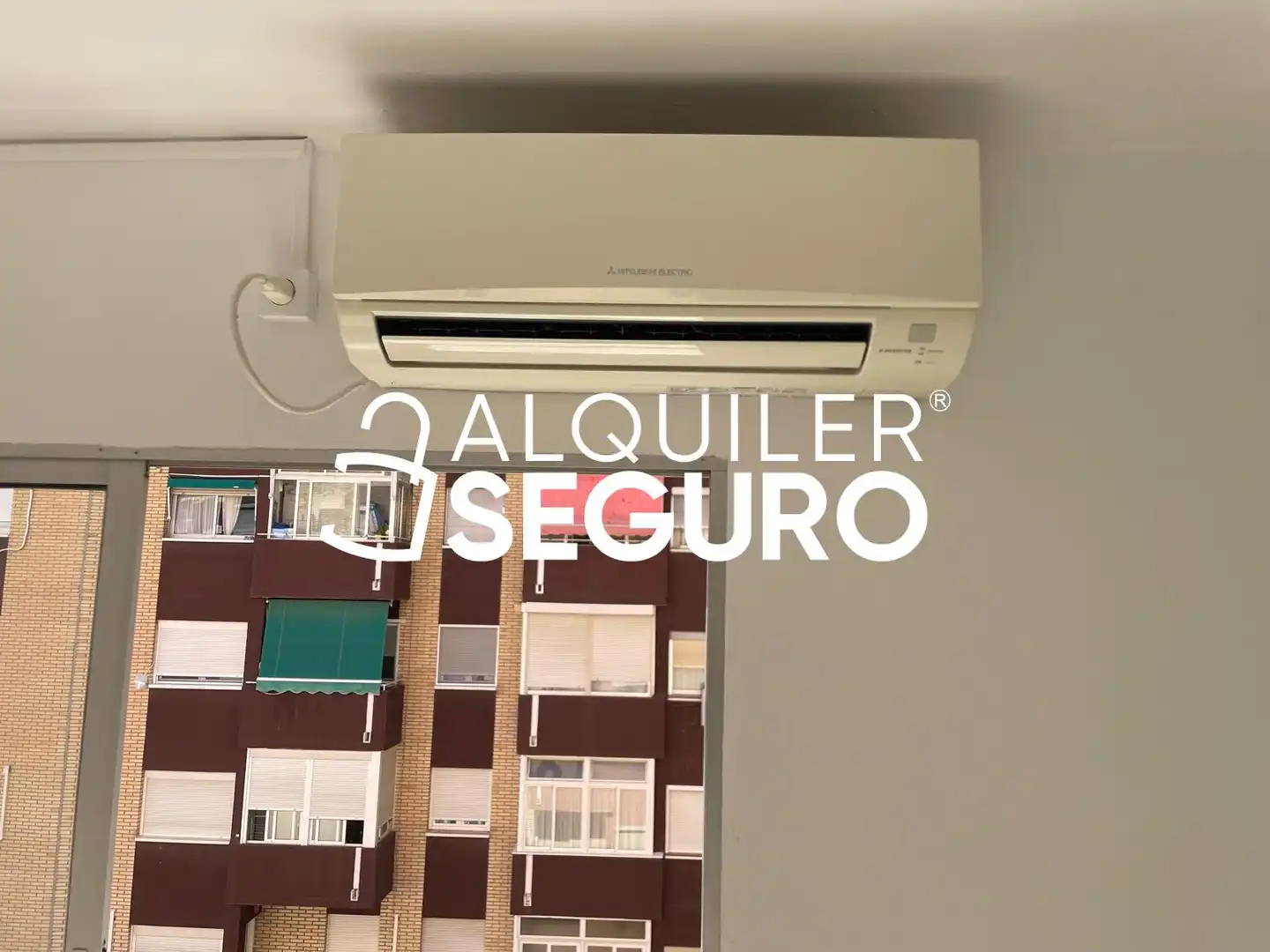 Terrassa de Pis de lloguer en Zaragoza amb Calefacció i Terrassa