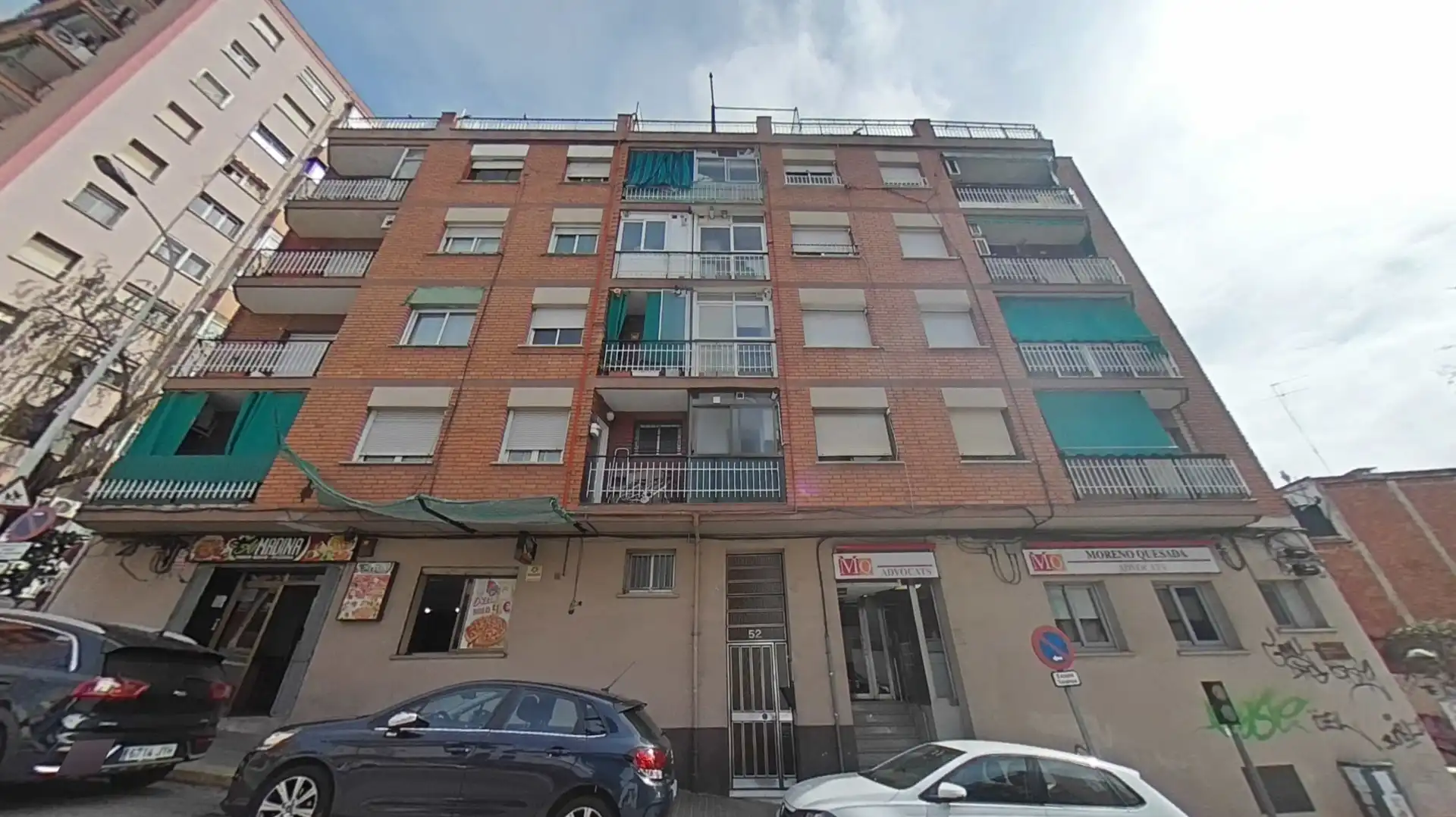 Vista exterior de Piso en venta en Badalona con Parquet y Horno
