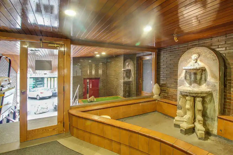 Flat for sale in Madrid  with Air Conditioner, Heating and Swimming Pool