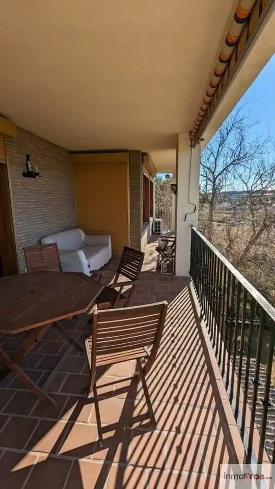 Terrasse von Haus oder Chalet zur Miete in Riba-roja de Túria mit Klimaanlage, Heizung und Privatgarten